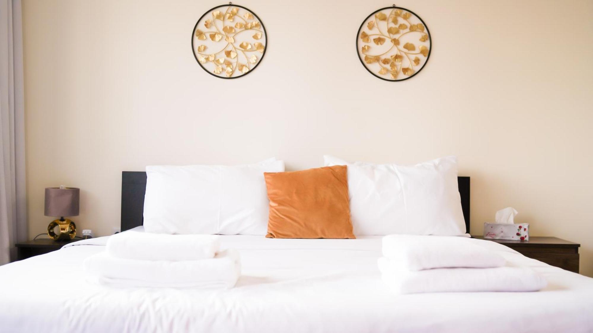 Spacious 2 Bed At Marina High Floor Appartement *