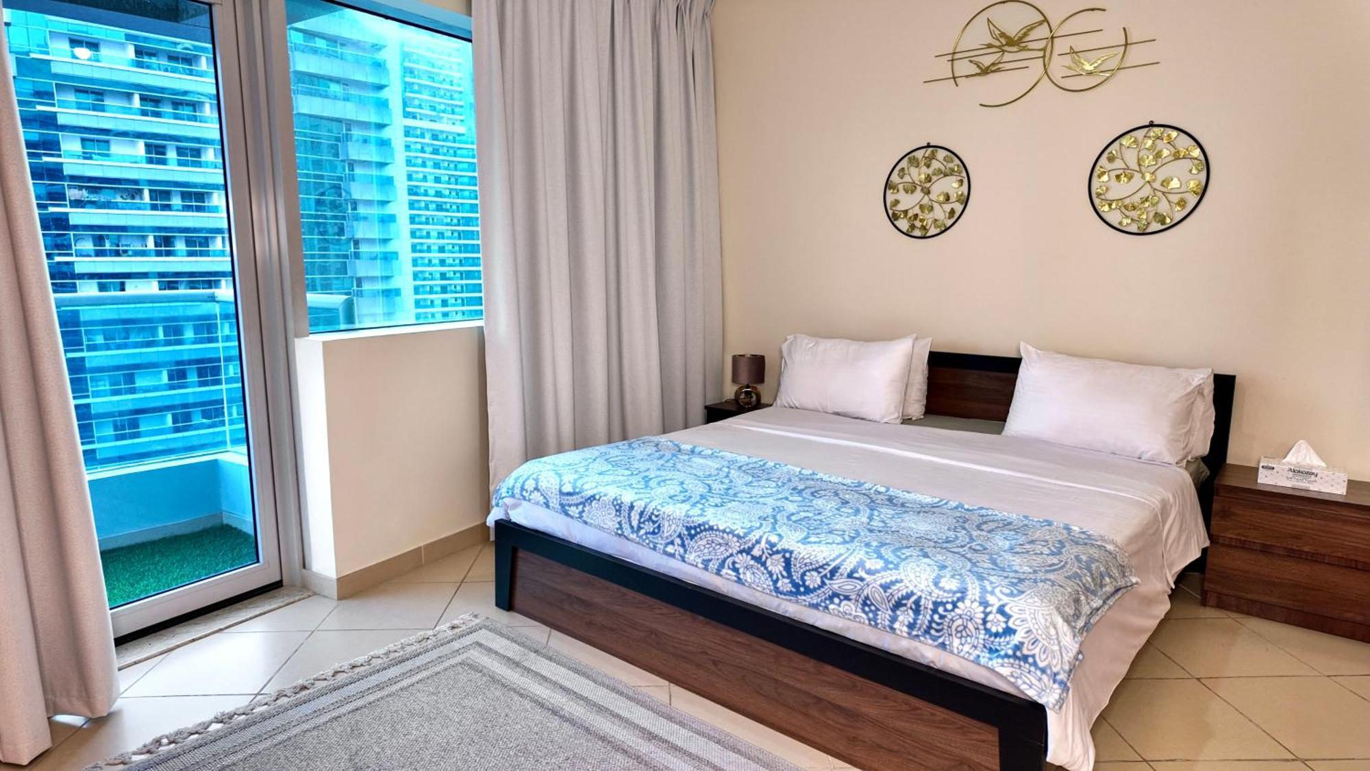 شقة Spacious 2 Bed At Marina High Floor