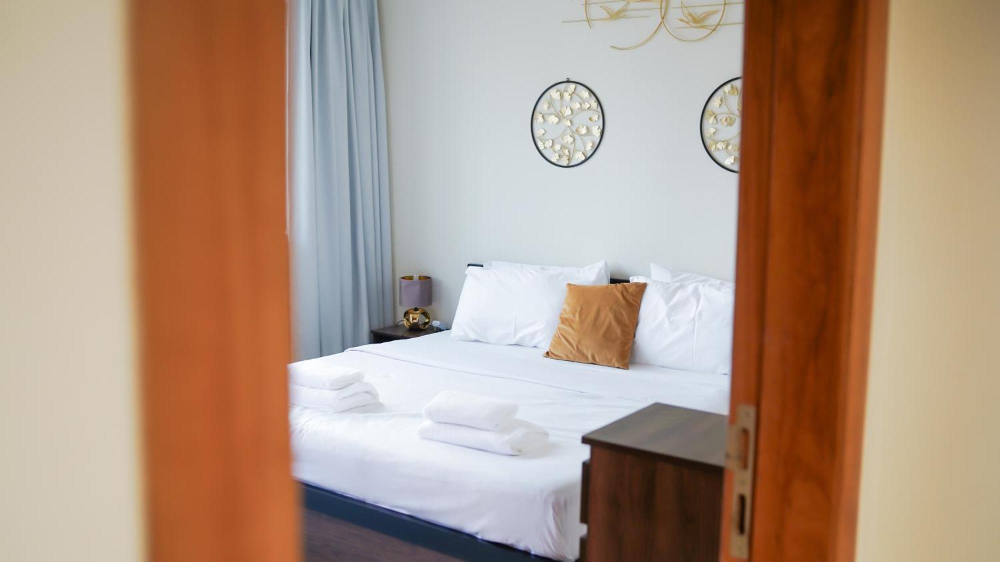 شقة Spacious 2 Bed At Marina High Floor *