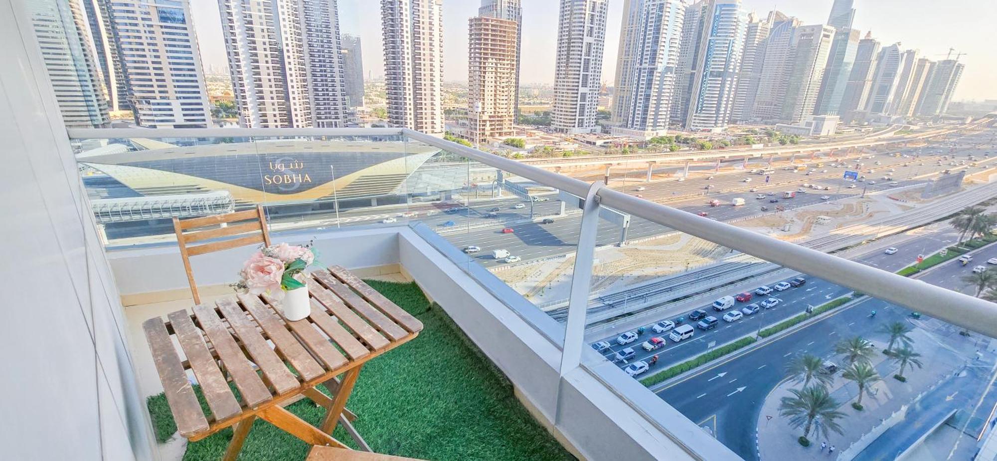 Spacious 2 Bed At Marina High Floor شقة