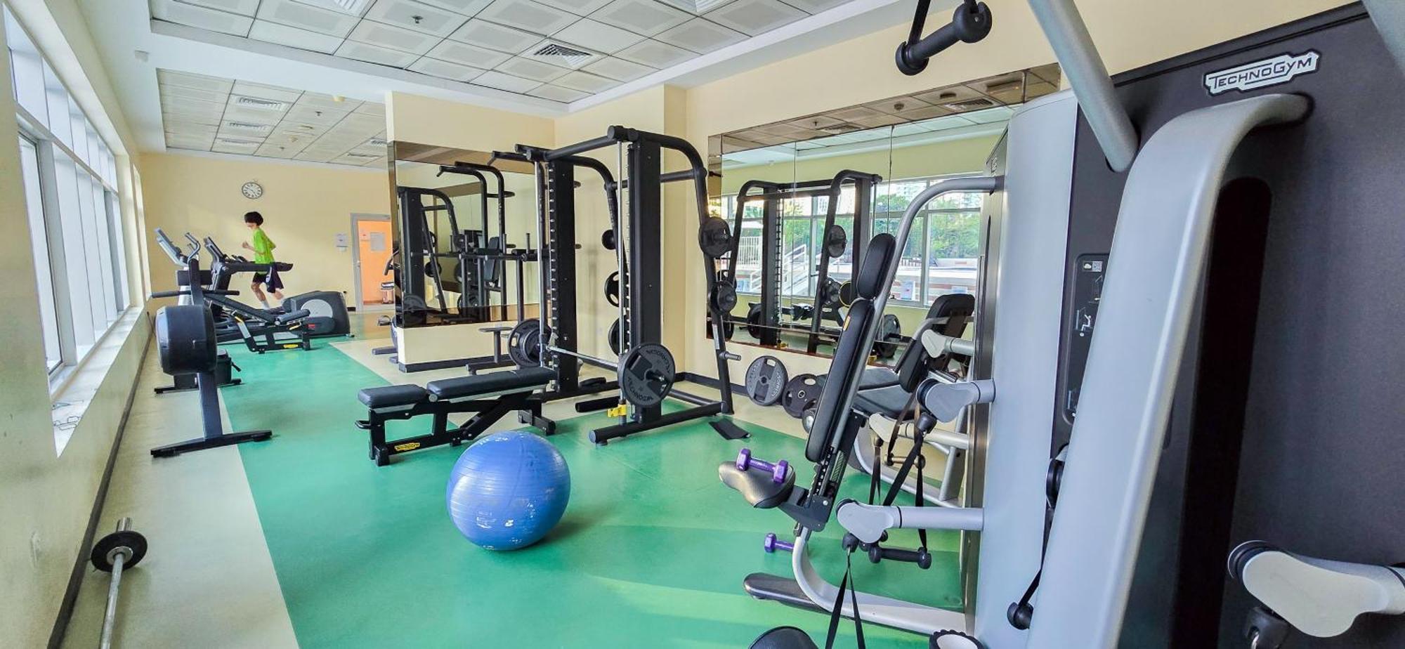 شقة Spacious 2 Bed At Marina High Floor *