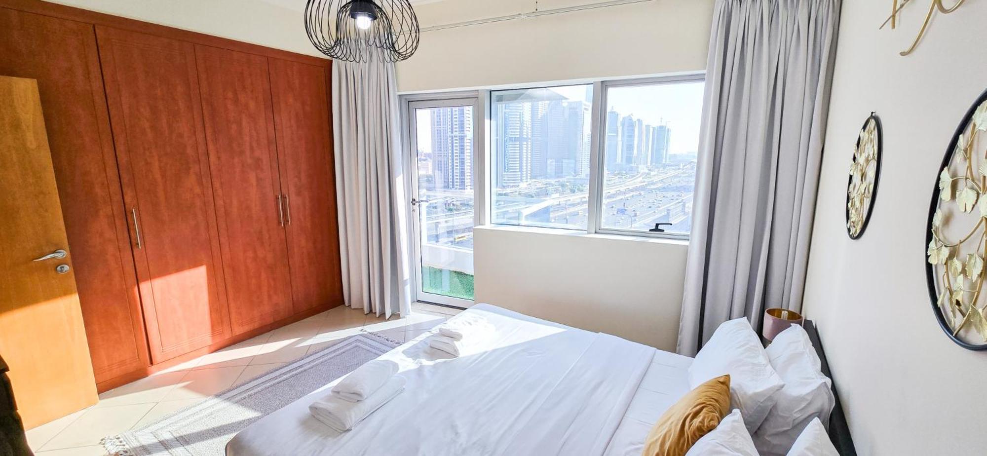 Spacious 2 Bed At Marina High Floor دبي