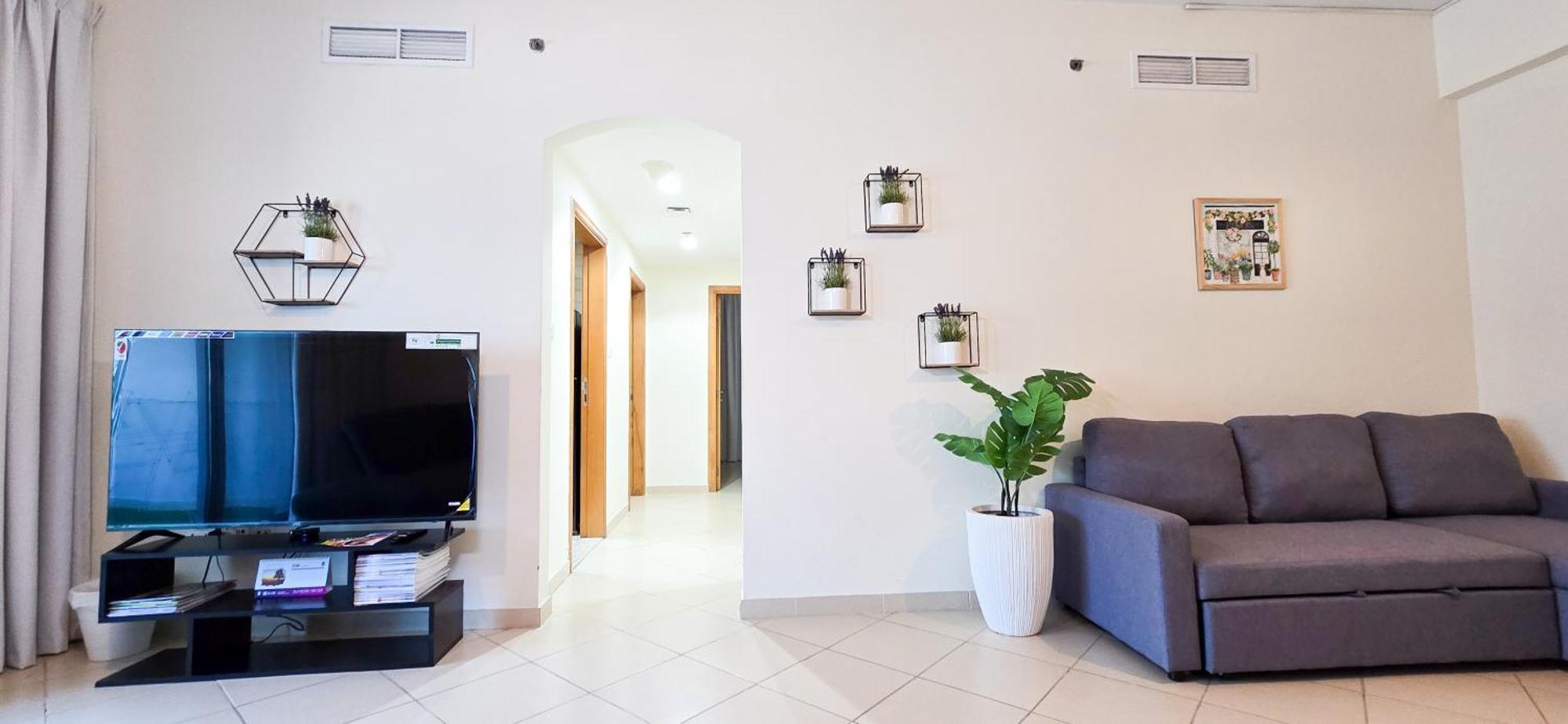 Spacious 2 Bed At Marina High Floor شقة دبي
