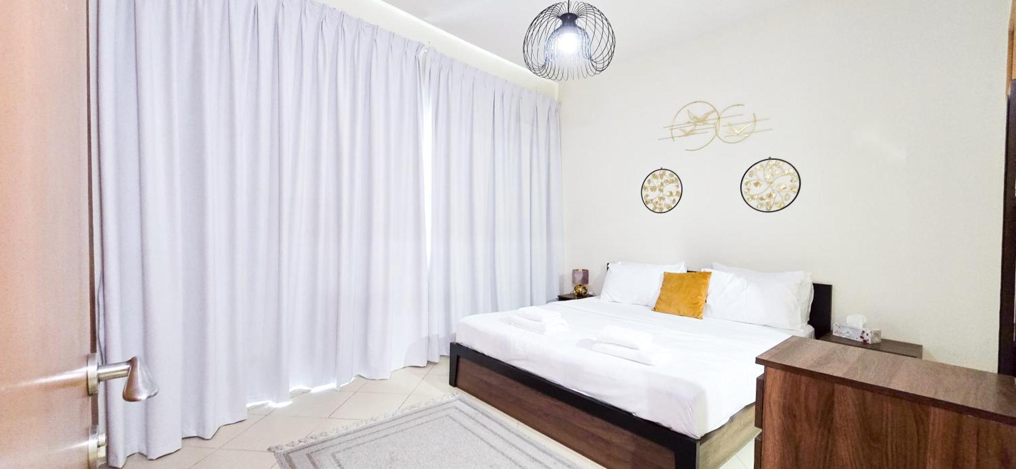 Spacious 2 Bed At Marina High Floor دبي