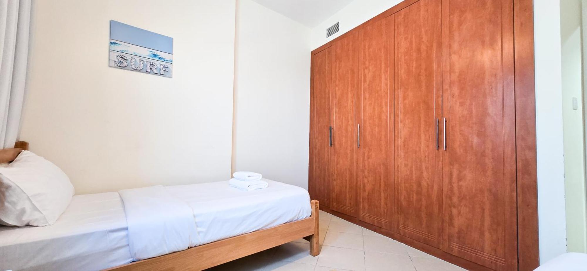 Spacious 2 Bed At Marina High Floor شقة *