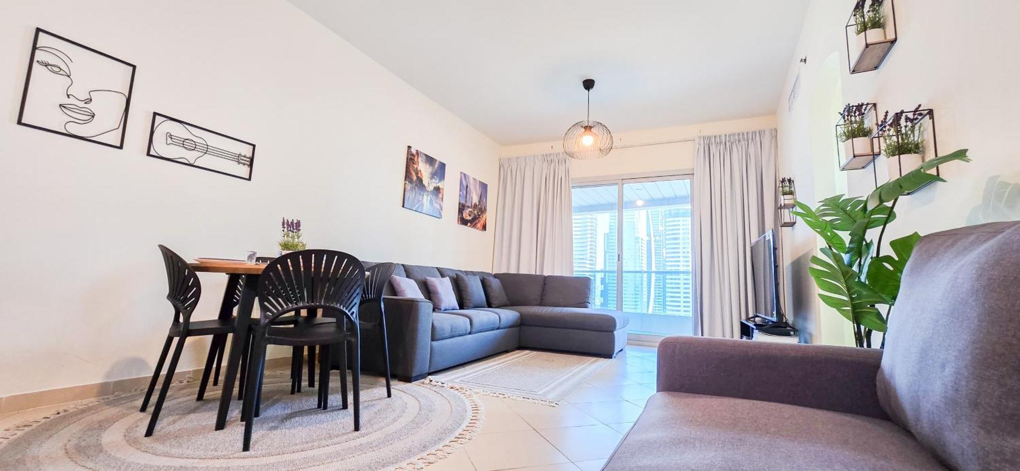 شقة Spacious 2 Bed At Marina High Floor